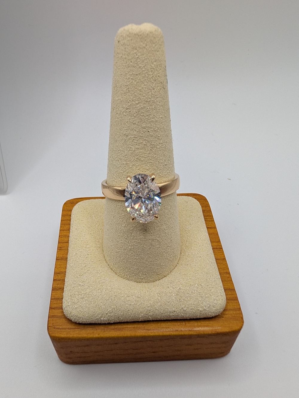2.58 CT Oval Lab Diamond Ring IGI Certified F VS1 14K Gold Hidden Halo Cigar Ban